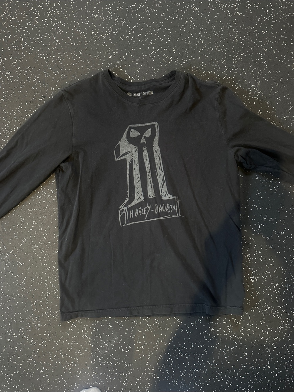 Harley-Davidson Black Long Sleeve Tee with Skull Graphic